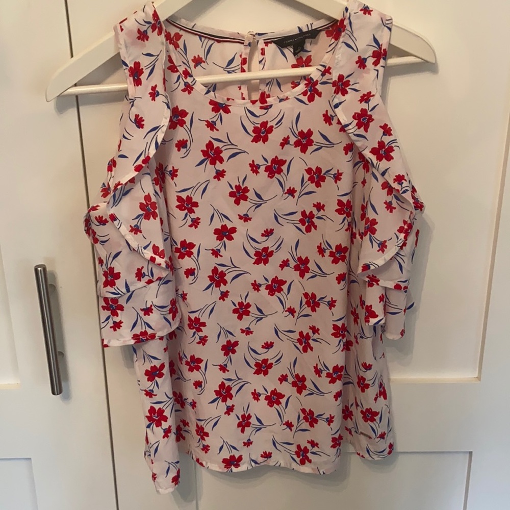 🌸 Tommy Hilfiger blouse